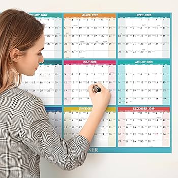  Man 公式カレンダー 2025-2026 Amazon | Vivid Focus 2025-2026年 年間壁掛けカレンダー - 年間